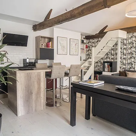 Comfortable And Bright 50 M In 10th