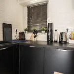 Comfortable And Bright 50 M In 10th Apartamento *